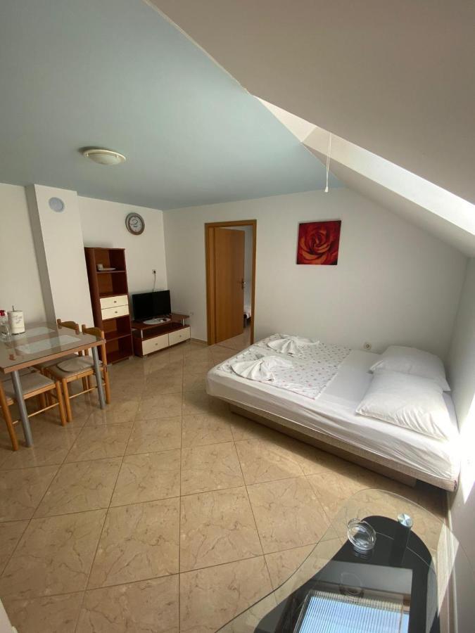 Apartments Mara Orebić Dış mekan fotoğraf
